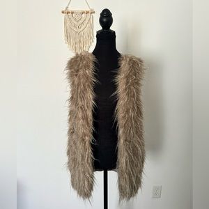 Sebby Collection Women's Faux Fur Vest Beige Winter Wear Knit…